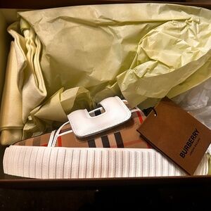 Burberry sneakers boys